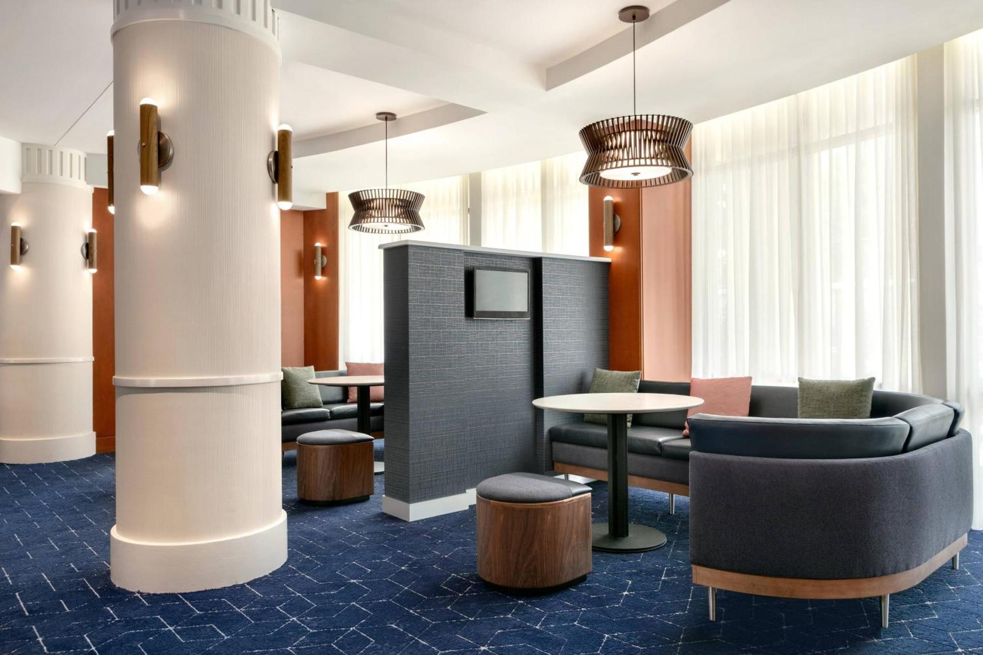 Courtyard Lancaster Hotel Fertility Luaran gambar