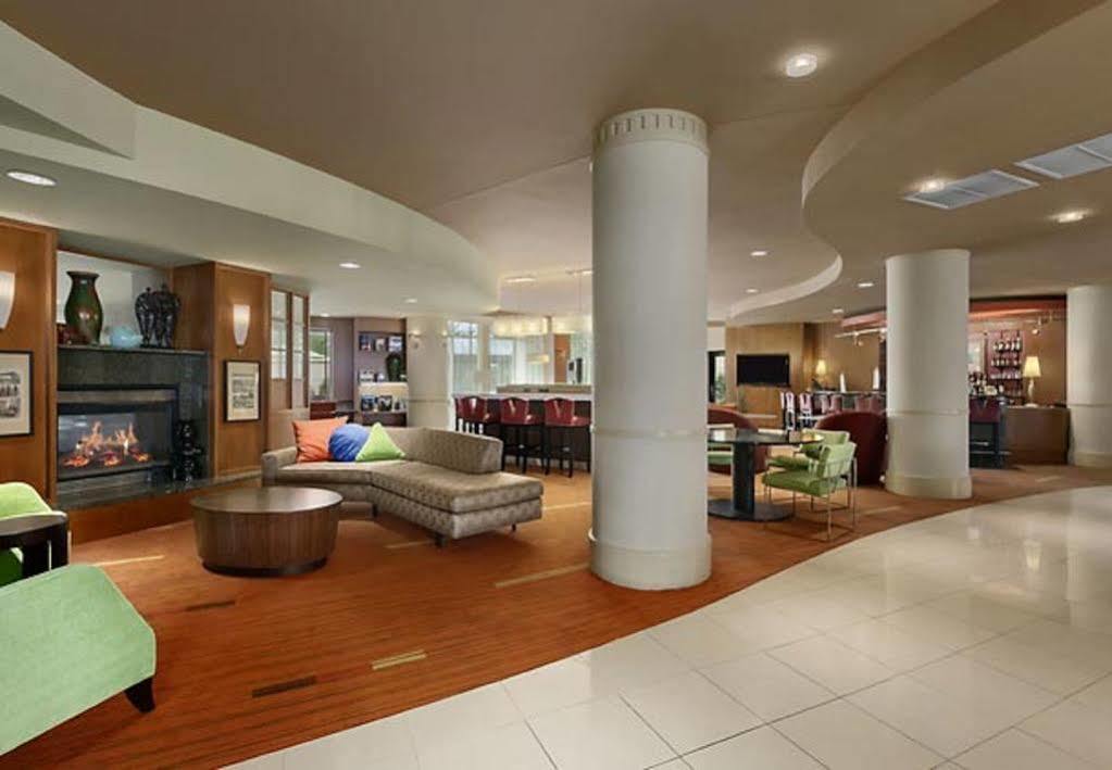 Courtyard Lancaster Hotel Fertility Luaran gambar